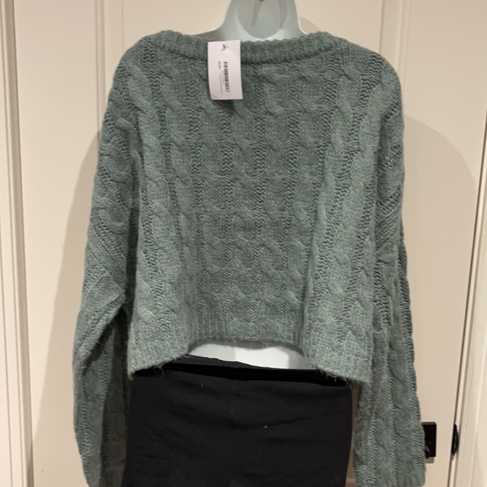 Sweater - Picture 5 of 7